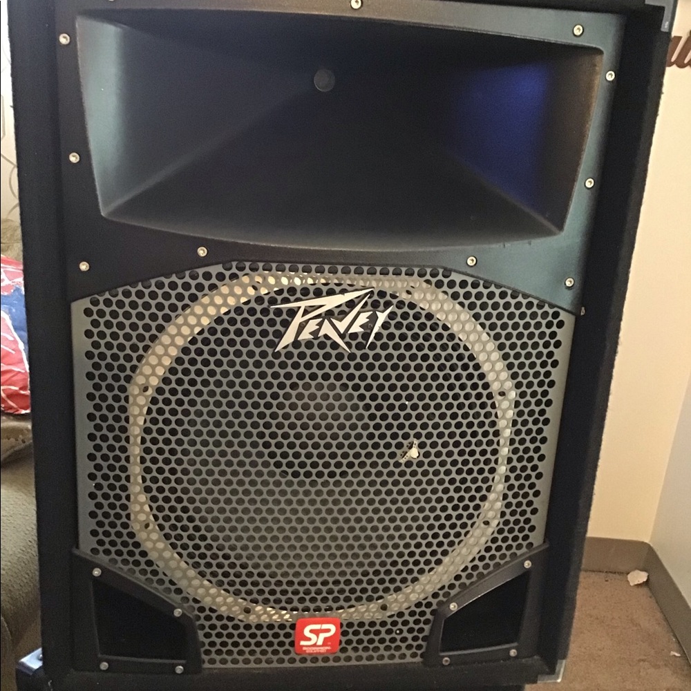 Peavey Home Theater Speakers